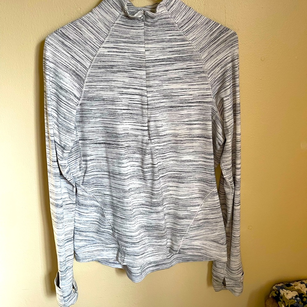 ✿ Lululemon Half Zip ✿